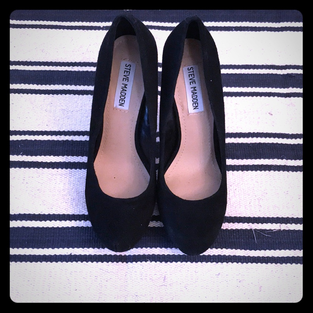 ♦️ FS - Steve Madden Suede Platform Heels